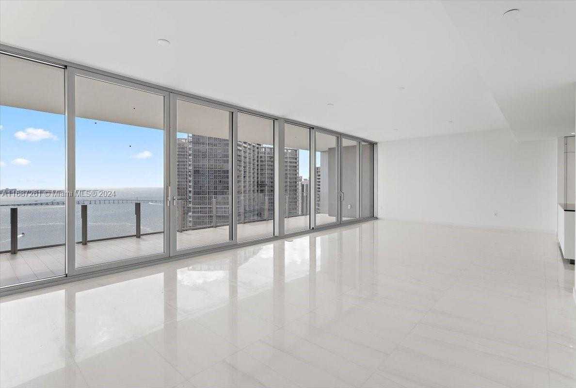 Small Image of 300 BISCAYNE BLVD WAY #4302, Miami Number 11