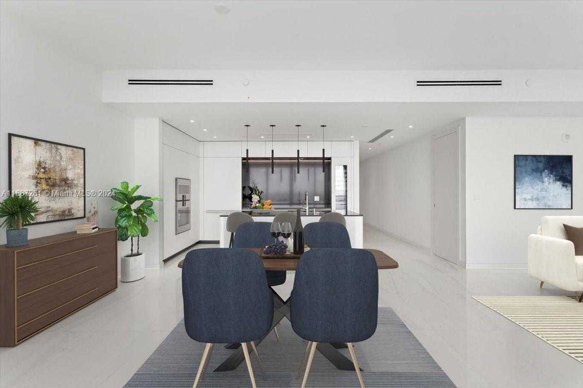 Small Image of 300 BISCAYNE BLVD WAY #4302, Miami Number 17