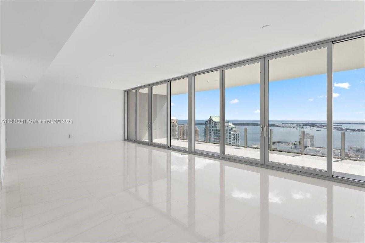 Small Image of 300 BISCAYNE BLVD WAY #4302, Miami Number 2