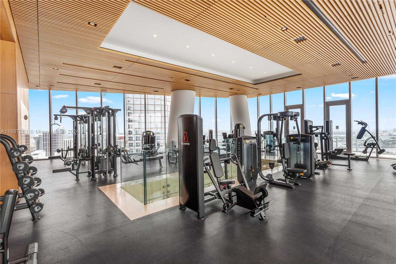 Small Image of 300 BISCAYNE BLVD WAY #4302, Miami Number 44