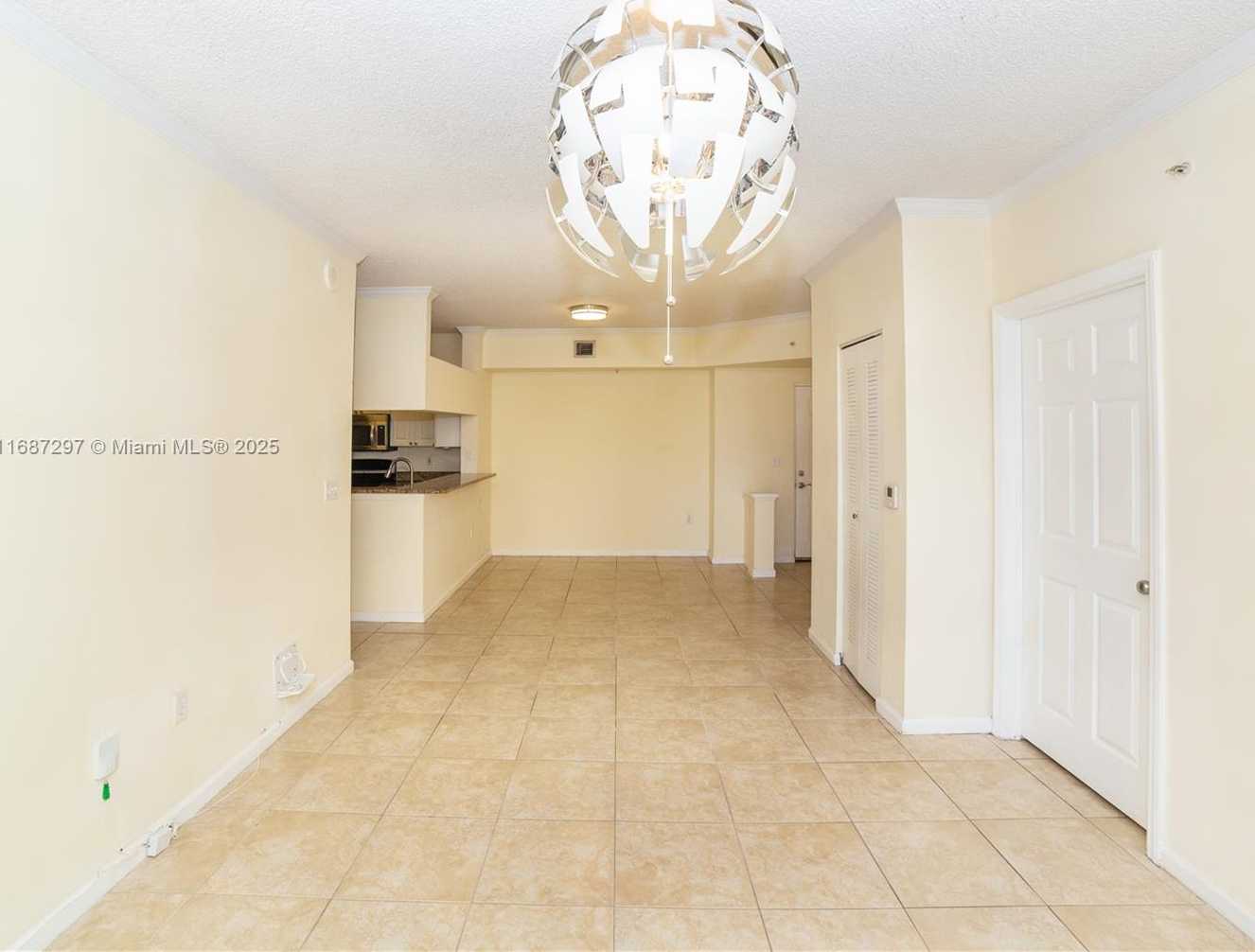 Small Image of 17150 NORTH BAY RD #2110, Sunny Isles Beach Number 12