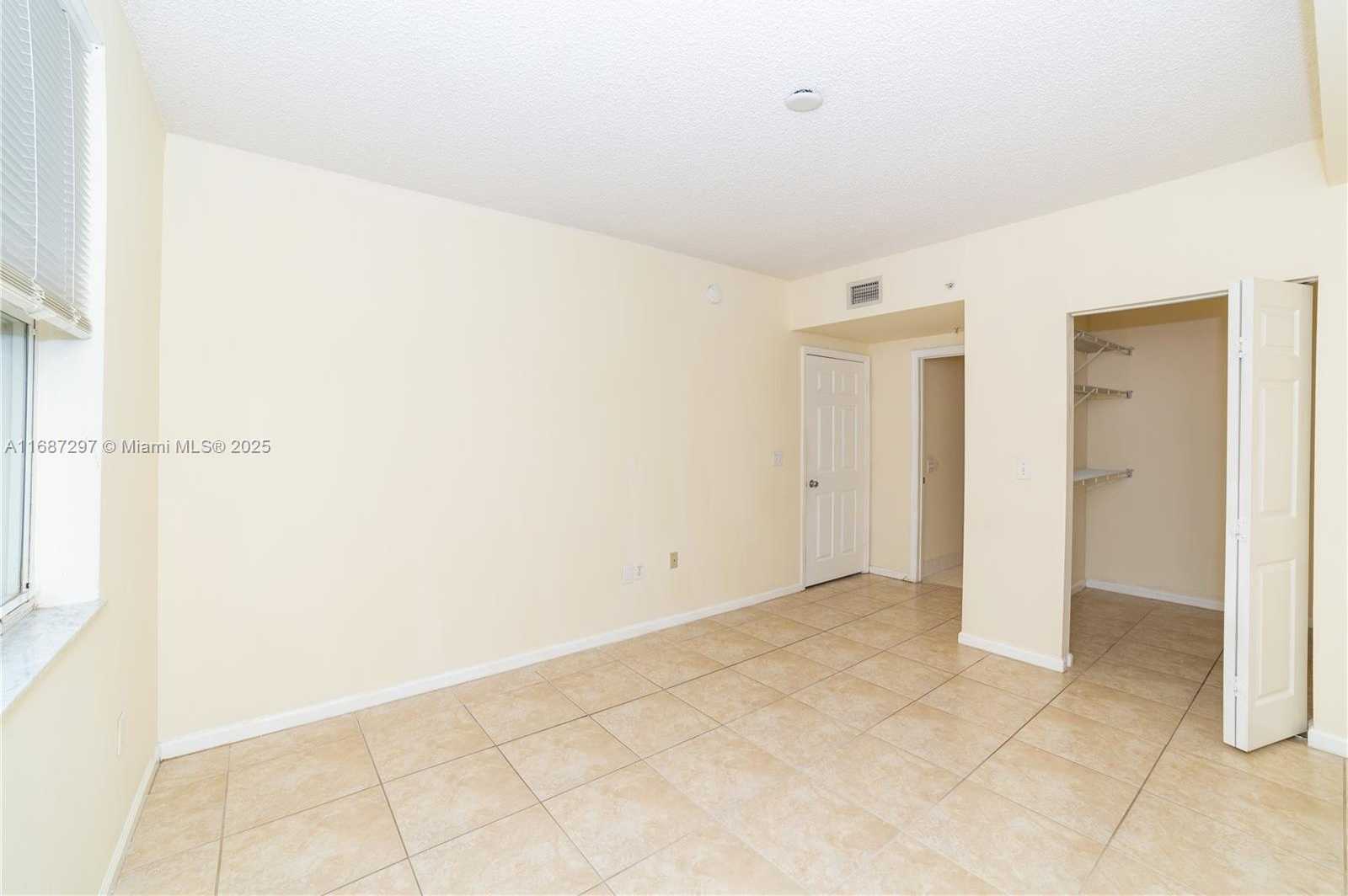 Small Image of 17150 NORTH BAY RD #2110, Sunny Isles Beach Number 19