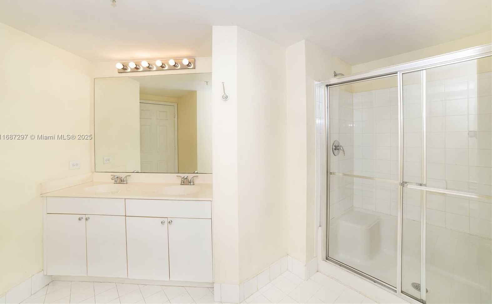 Small Image of 17150 NORTH BAY RD #2110, Sunny Isles Beach Number 23