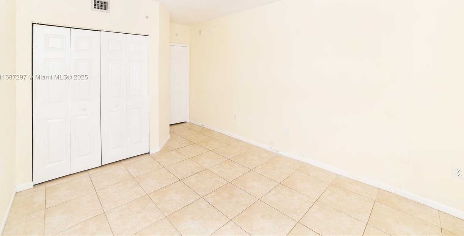 Small Image of 17150 NORTH BAY RD #2110, Sunny Isles Beach Number 27