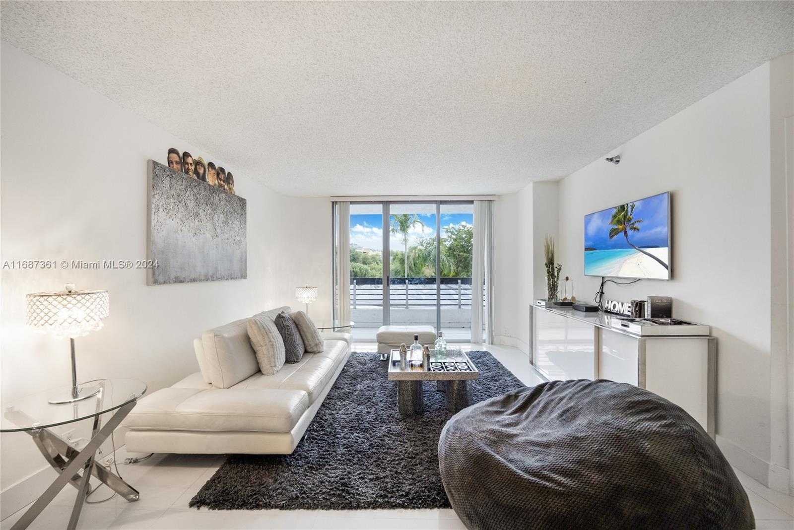 Small Image of 3400 NORTH EAST 192ND ST #303, Aventura Number 2