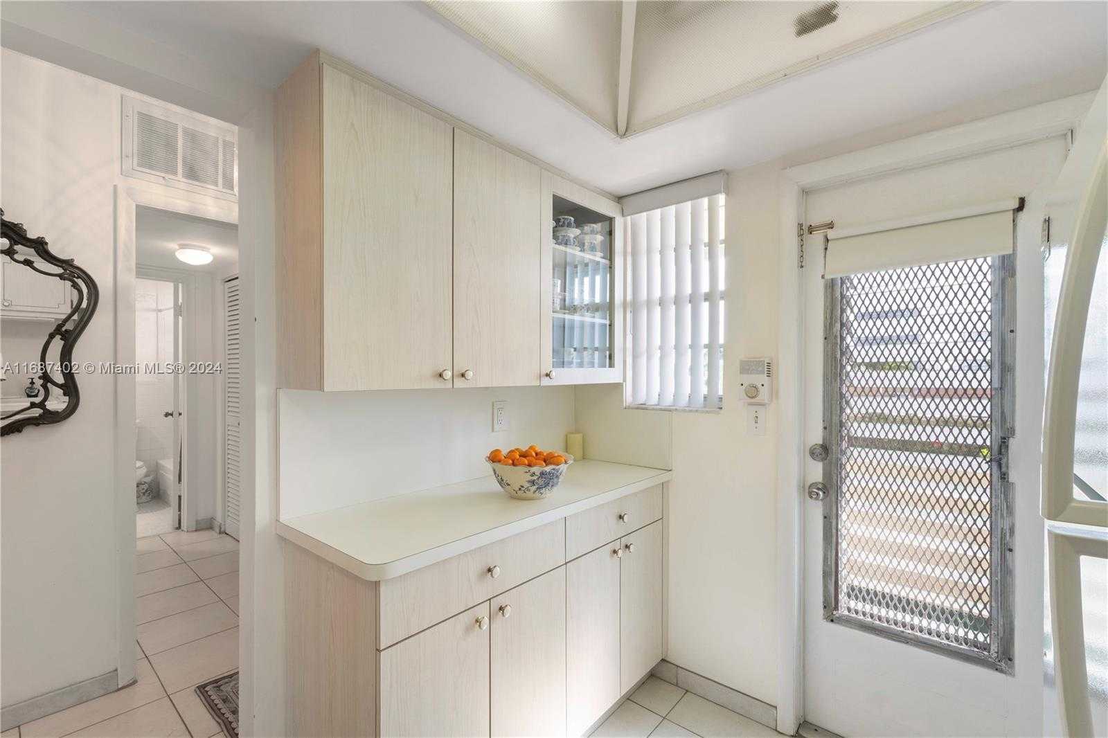 Small Image of 1333 EAST HALLANDALE BEACH BLVD #409, Hallandale Beach Number 16