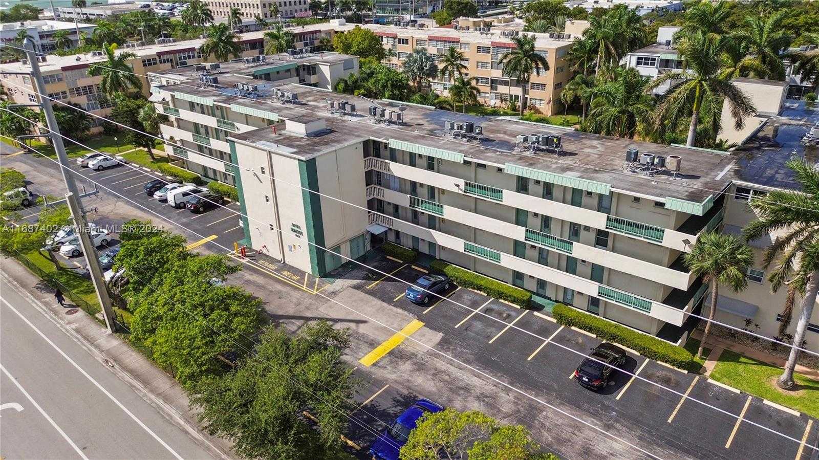 Small Image of 1333 EAST HALLANDALE BEACH BLVD #409, Hallandale Beach Number 2