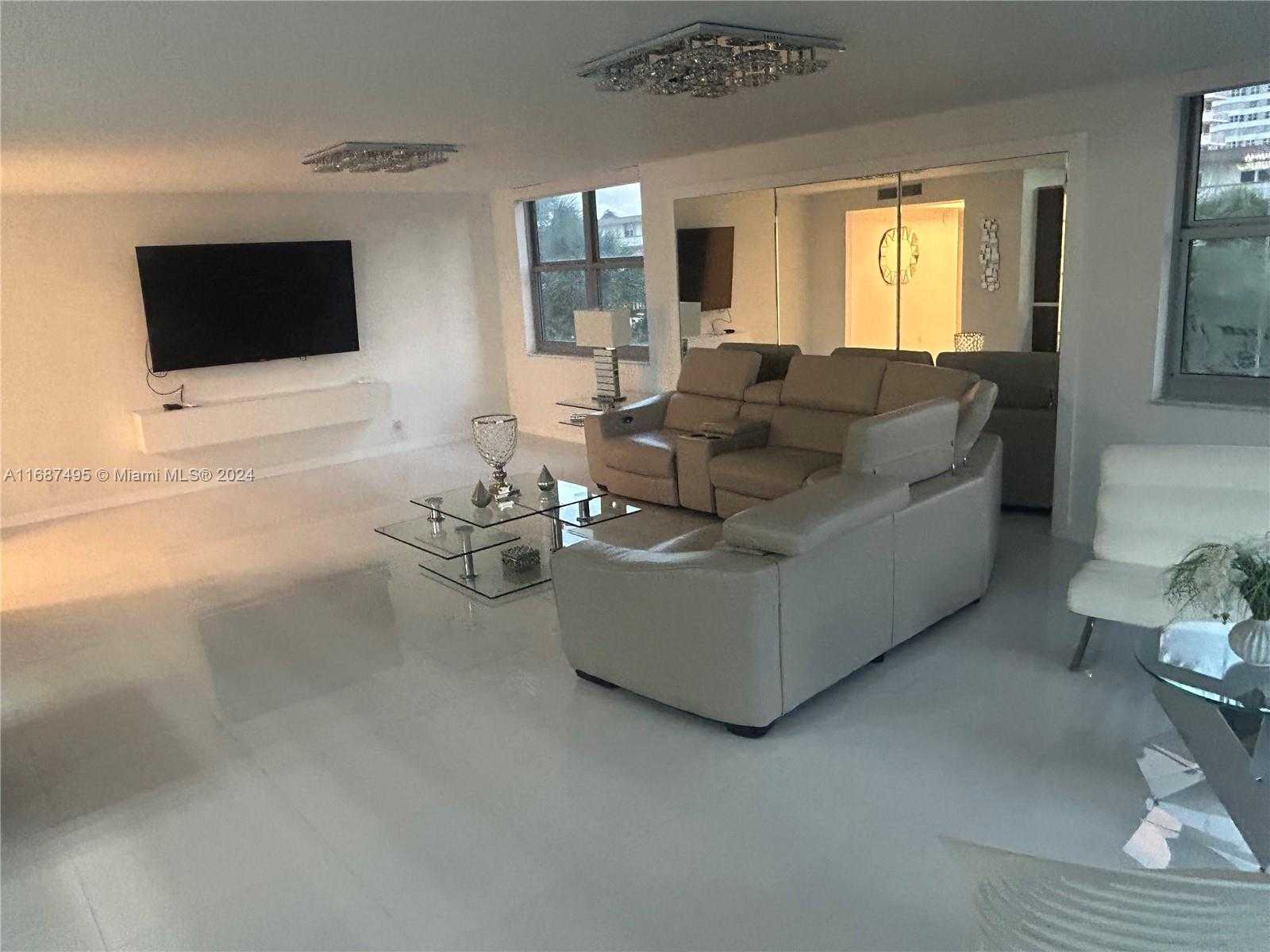 Small Image of 1920 SOUTH OCEAN DR #3A, Hallandale Beach Number 19