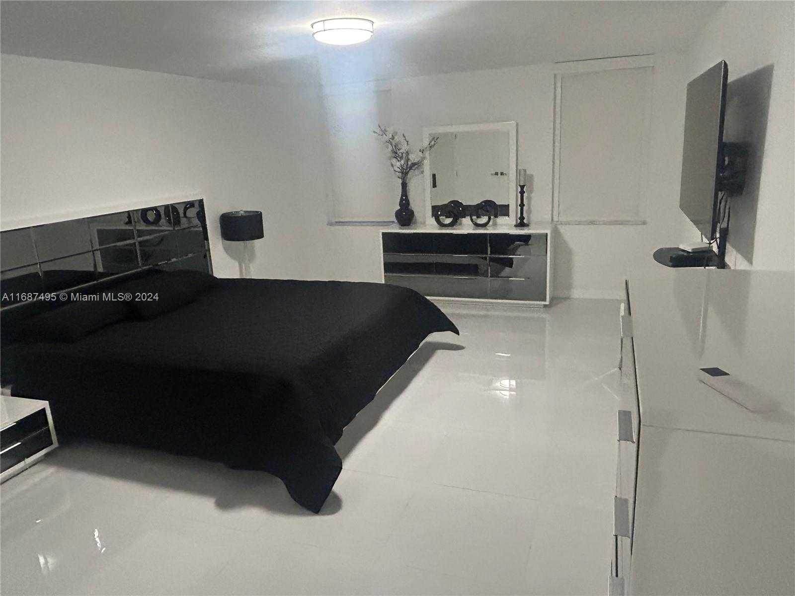 Small Image of 1920 SOUTH OCEAN DR #3A, Hallandale Beach Number 22