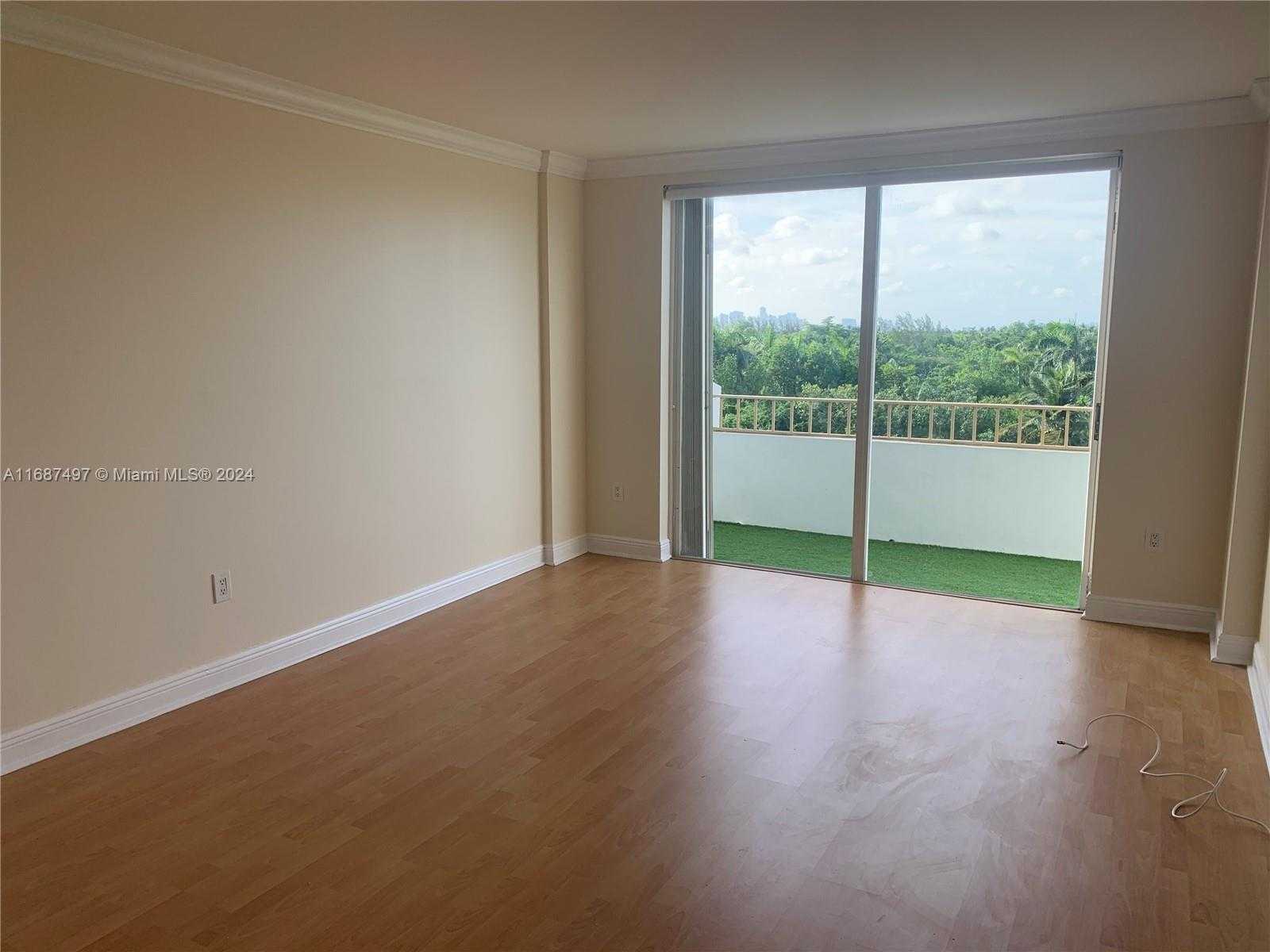 Small Image of 177 OCEAN LANE DR #512, Key Biscayne Number 11
