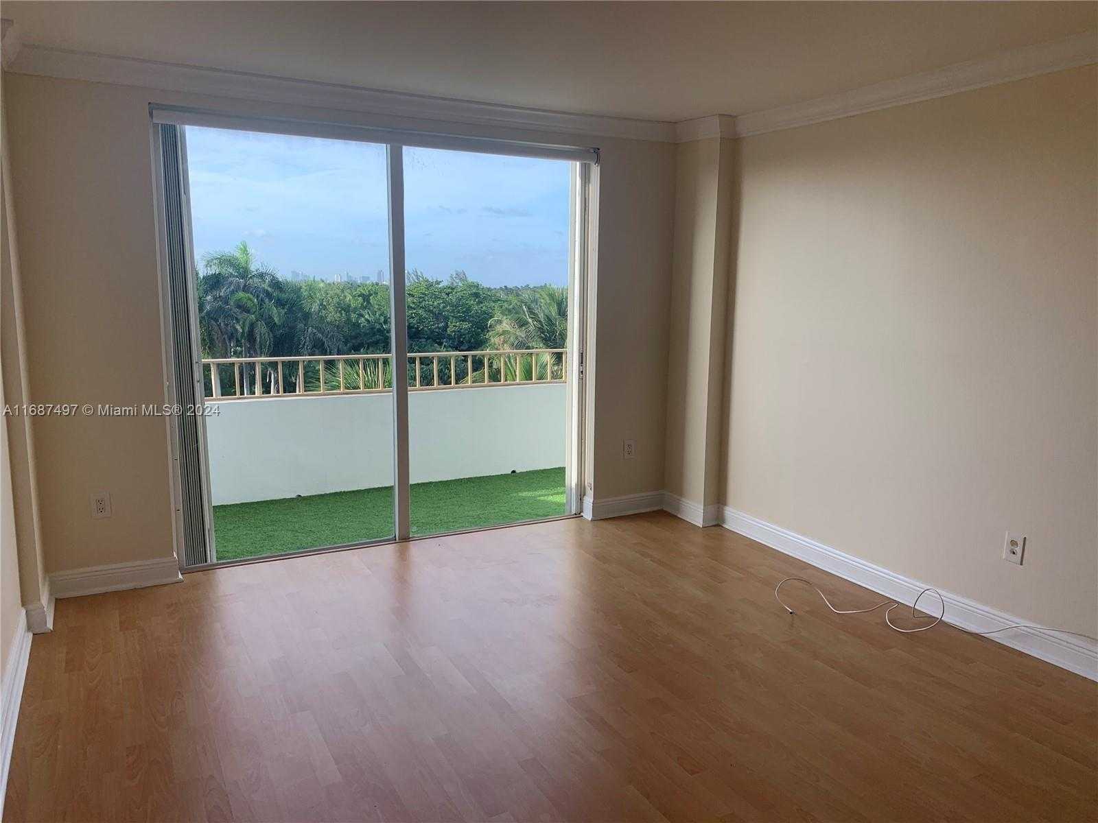 Small Image of 177 OCEAN LANE DR #512, Key Biscayne Number 12