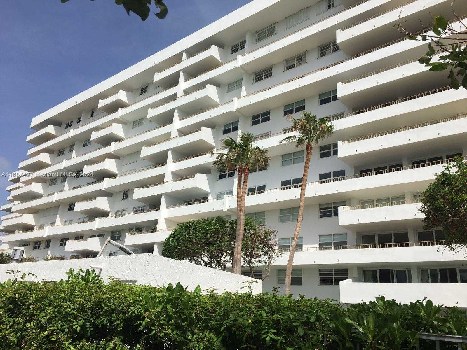 Small Image of 177 OCEAN LANE DR #512, Key Biscayne Number 19