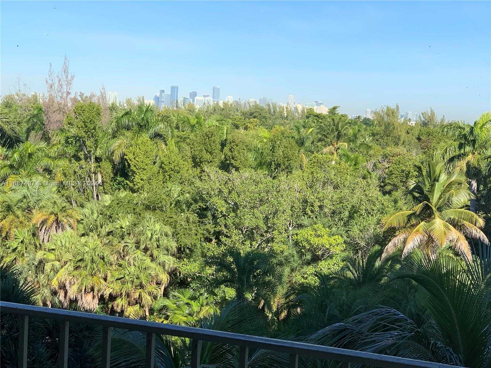 Small Image of 177 OCEAN LANE DR #512, Key Biscayne Number 22