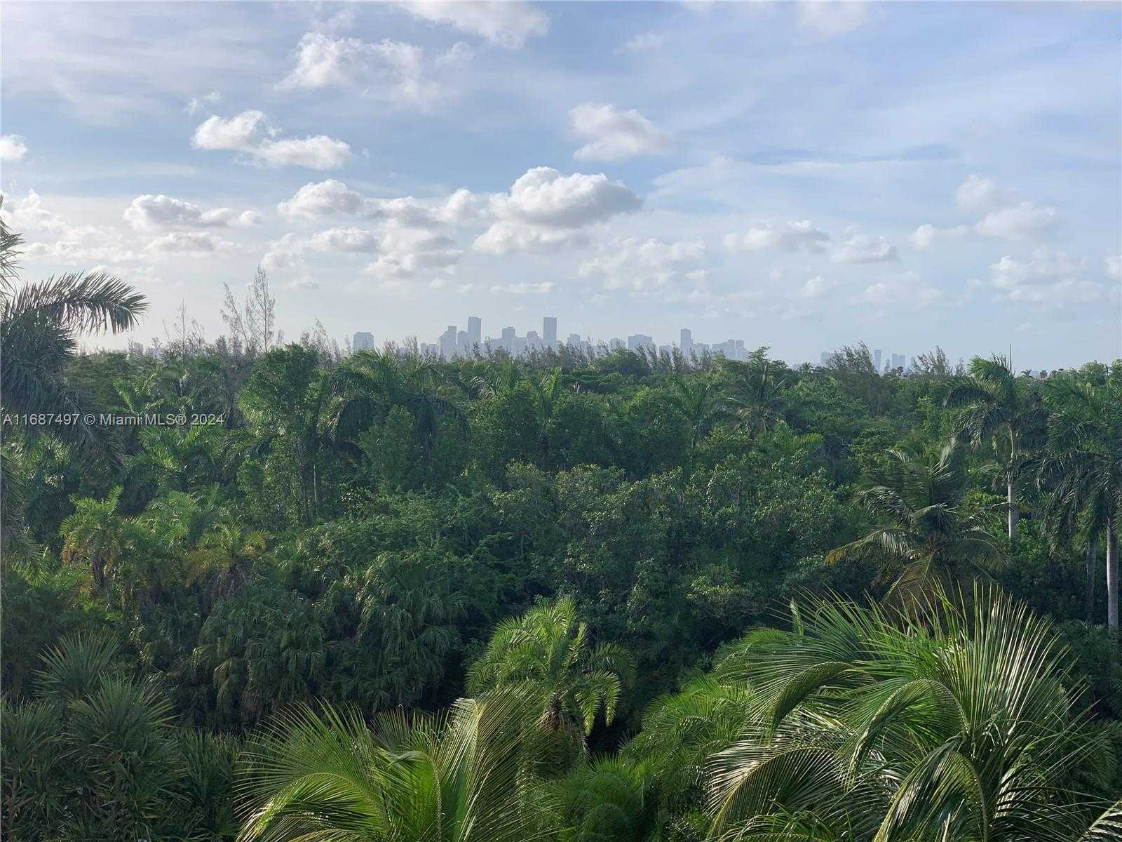 Small Image of 177 OCEAN LANE DR #512, Key Biscayne Number 25