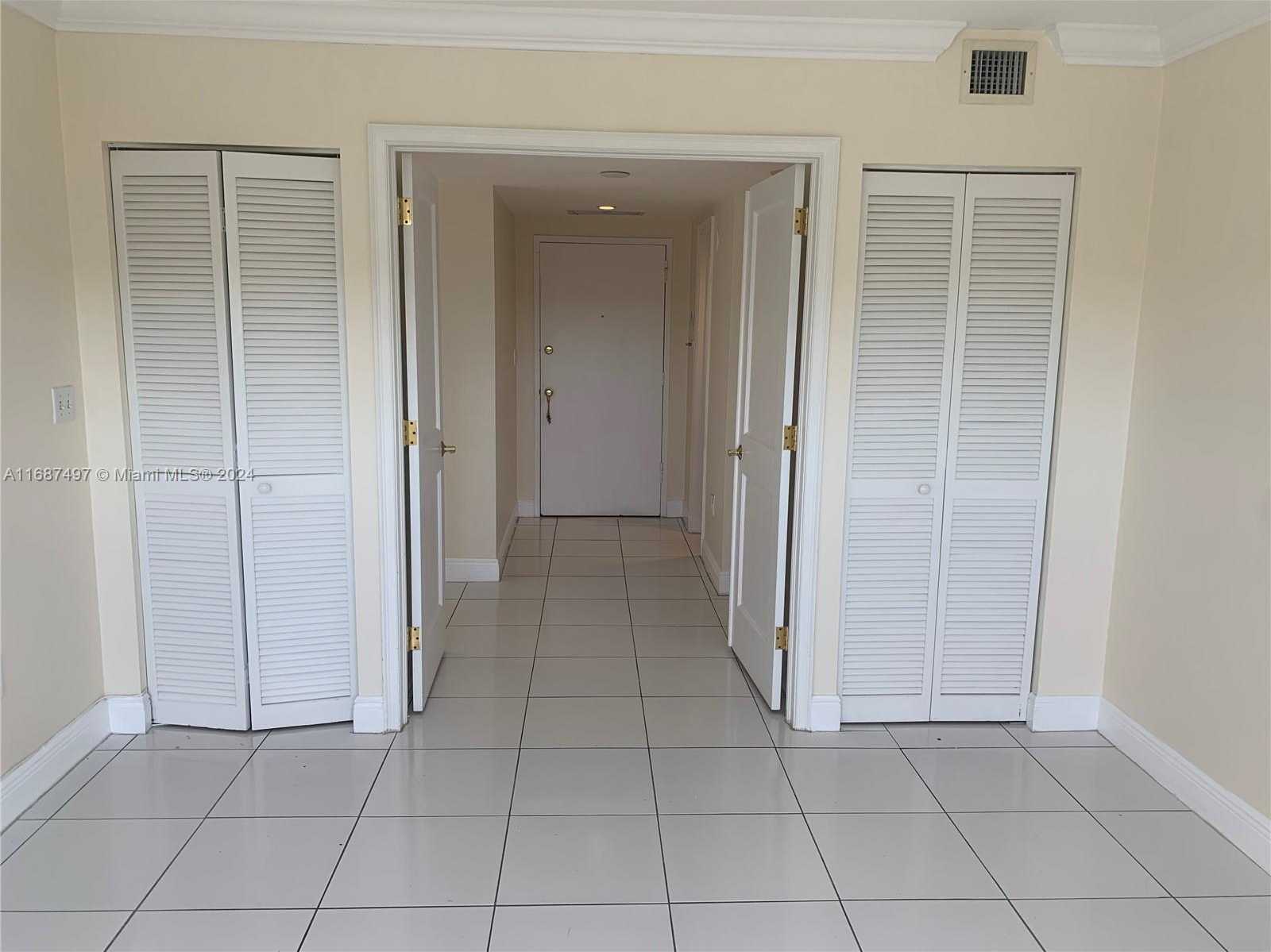 Small Image of 177 OCEAN LANE DR #512, Key Biscayne Number 8