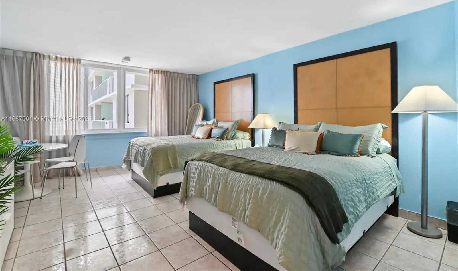 Small Image of 19201 COLLINS AVE #801, Sunny Isles Beach Number 4