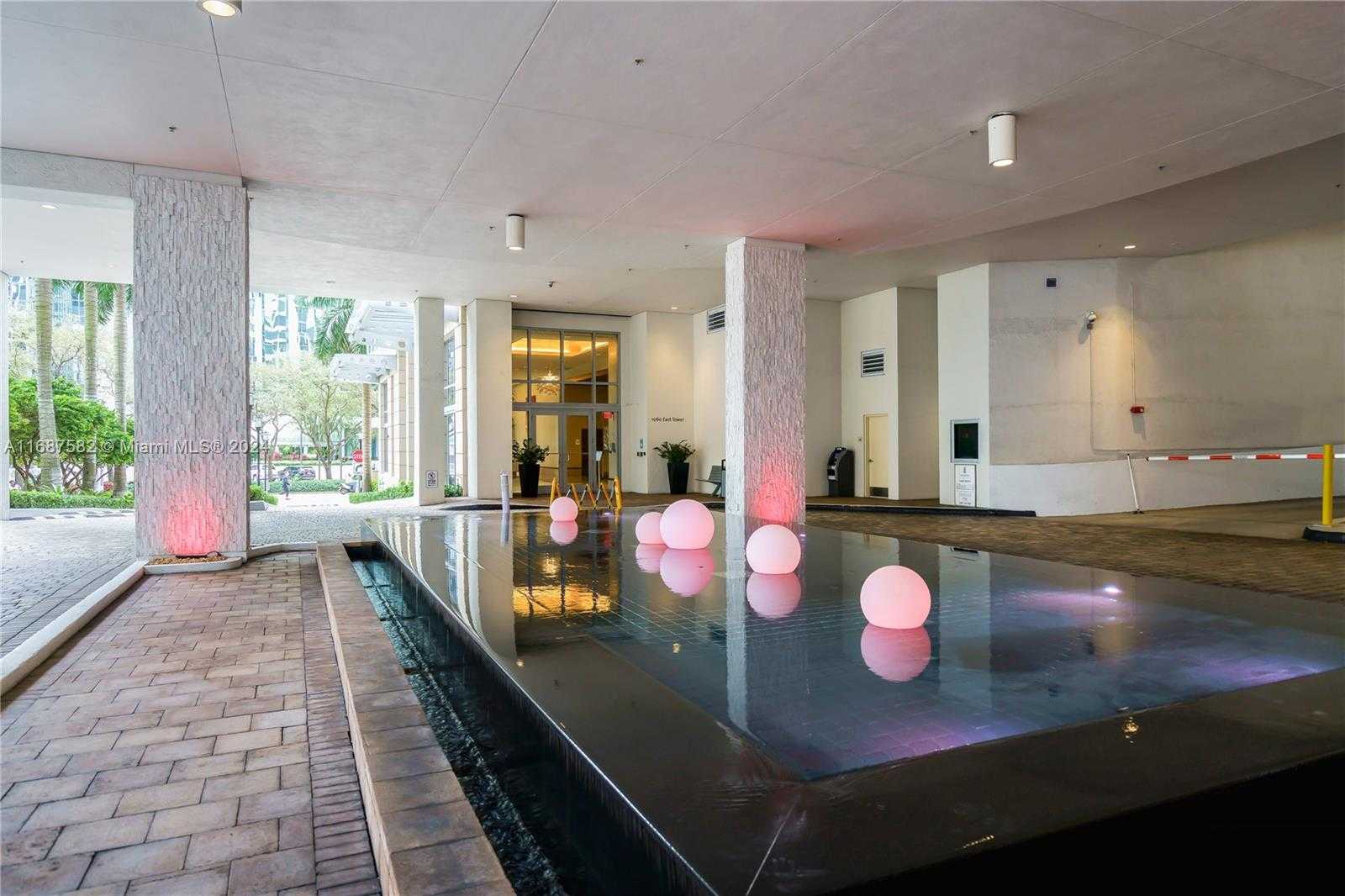 Small Image of 1060 BRICKELL AVE #409, Miami Number 17