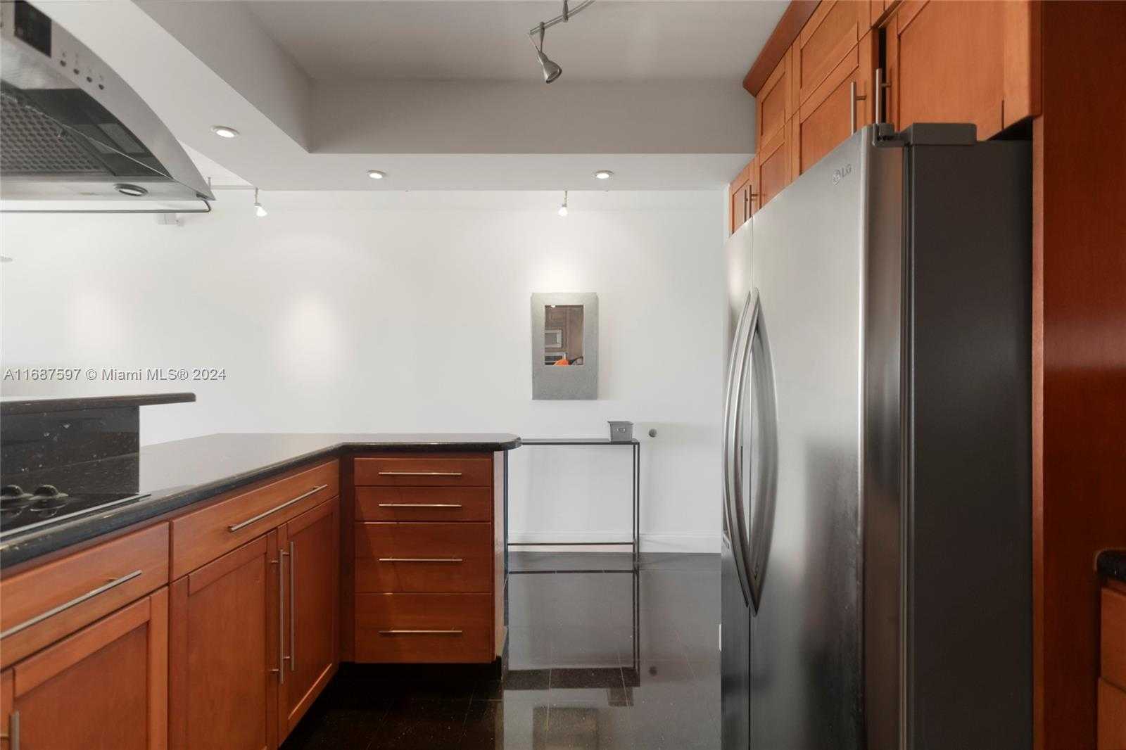 Small Image of 1625 SOUTH EAST 10TH AVE #905, Fort Lauderdale Number 17