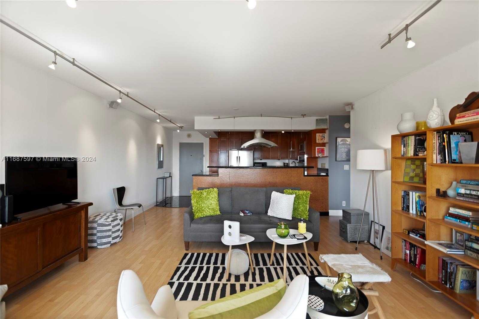 Small Image of 1625 SOUTH EAST 10TH AVE #905, Fort Lauderdale Number 19
