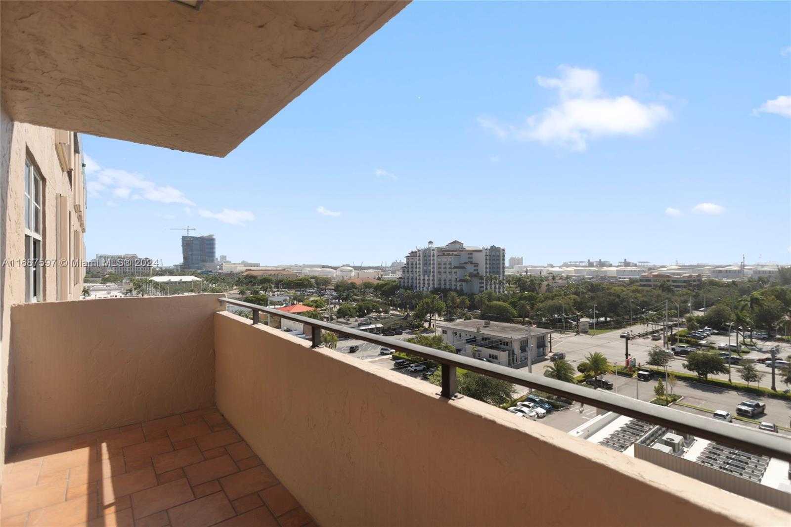Small Image of 1625 SOUTH EAST 10TH AVE #905, Fort Lauderdale Number 27