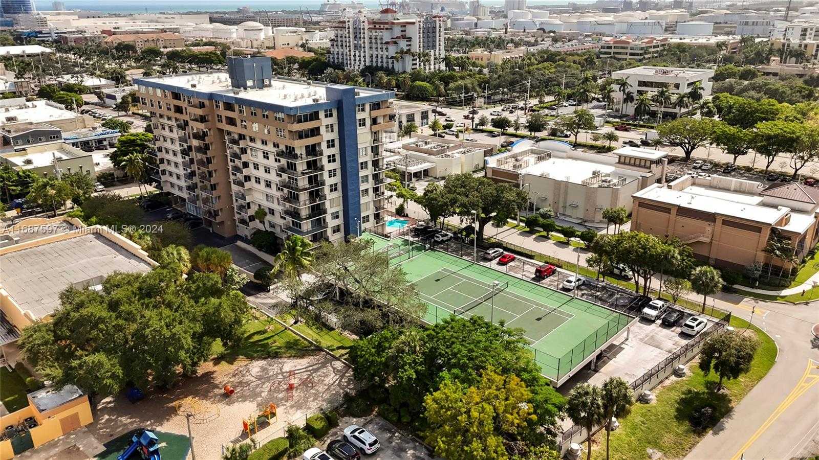 Small Image of 1625 SOUTH EAST 10TH AVE #905, Fort Lauderdale Number 57