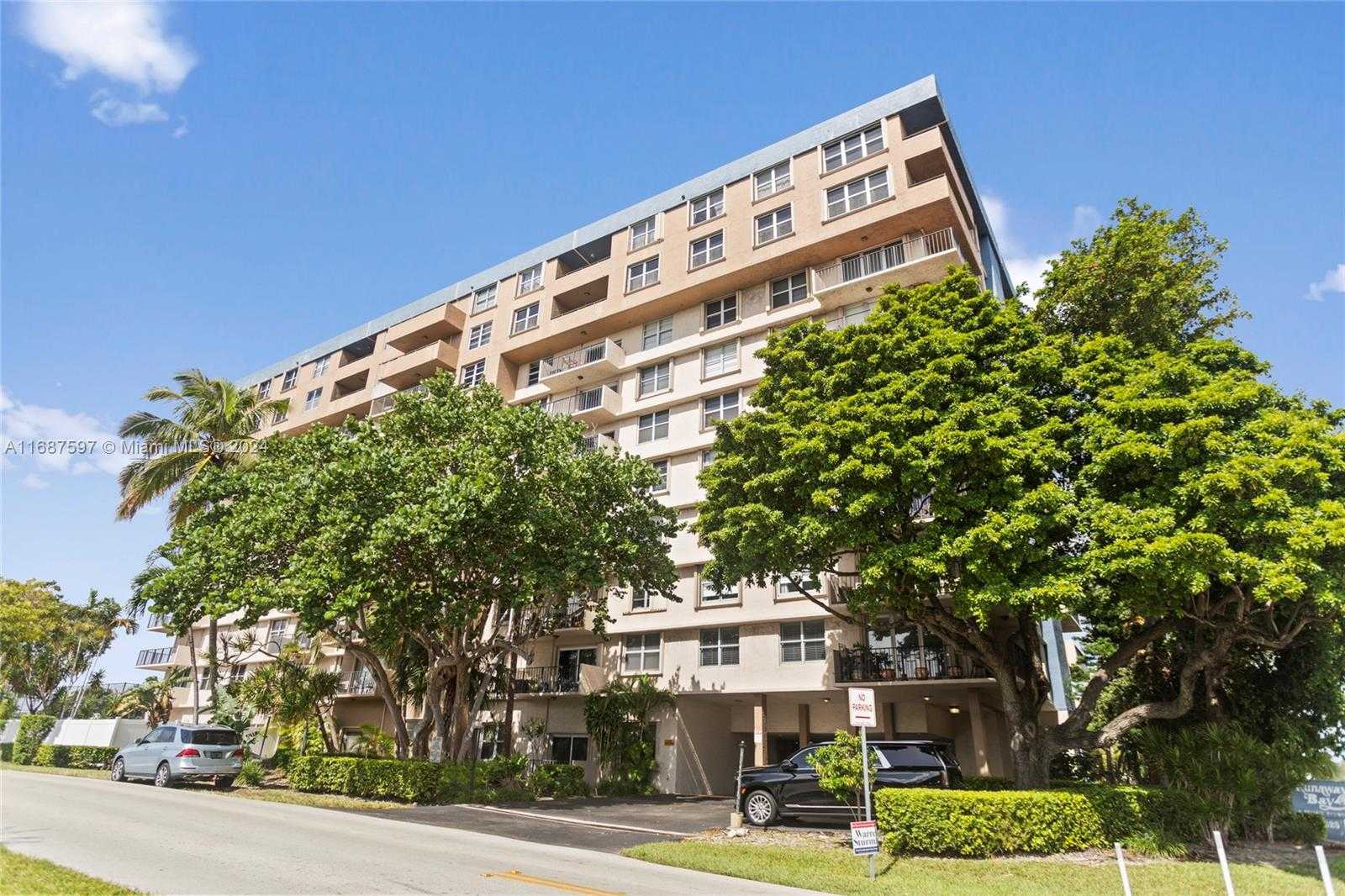 Small Image of 1625 SOUTH EAST 10TH AVE #905, Fort Lauderdale Number 8