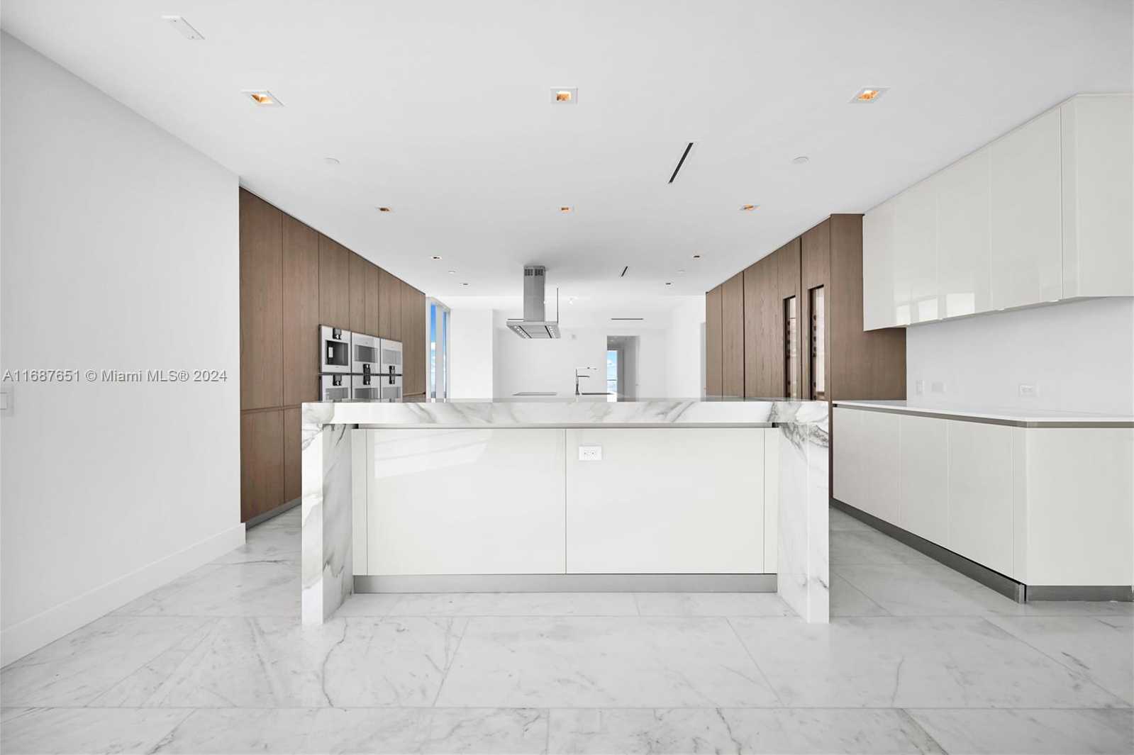 Small Image of 18501 COLLINS AVE #4003/04, Sunny Isles Beach Number 10