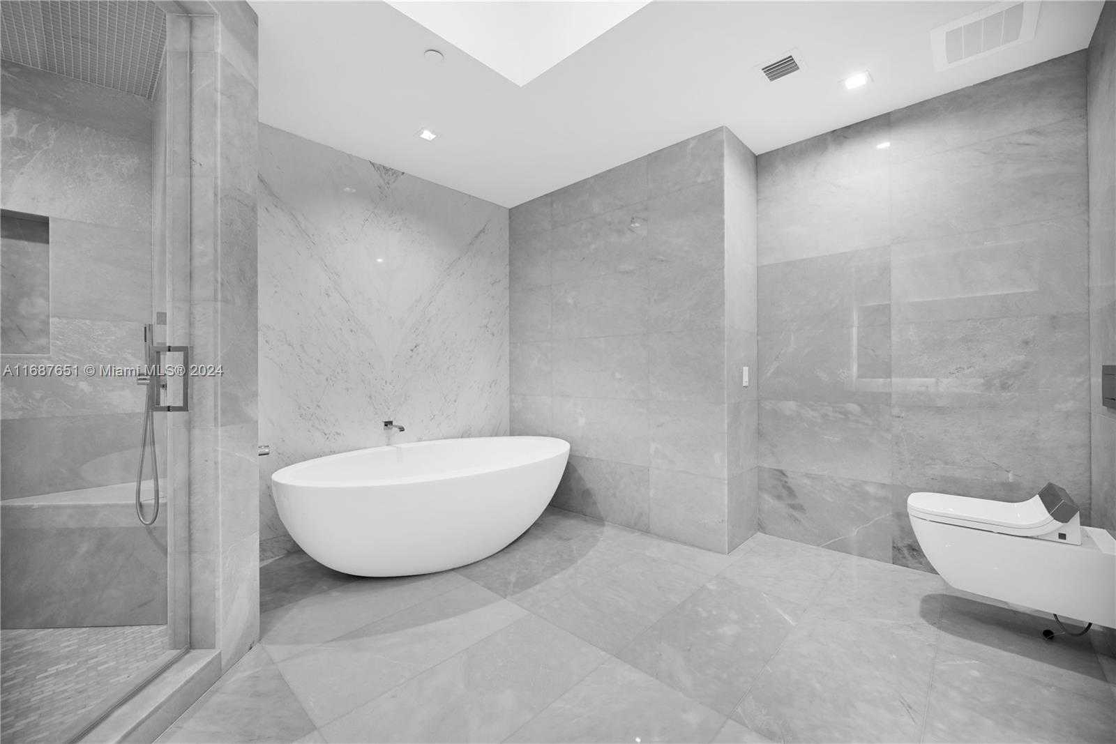 Small Image of 18501 COLLINS AVE #4003/04, Sunny Isles Beach Number 26