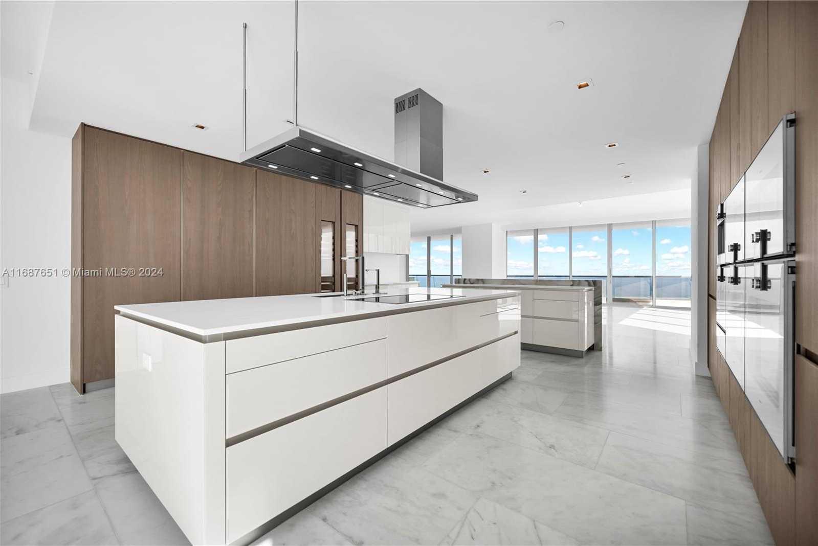 Small Image of 18501 COLLINS AVE #4003/04, Sunny Isles Beach Number 6