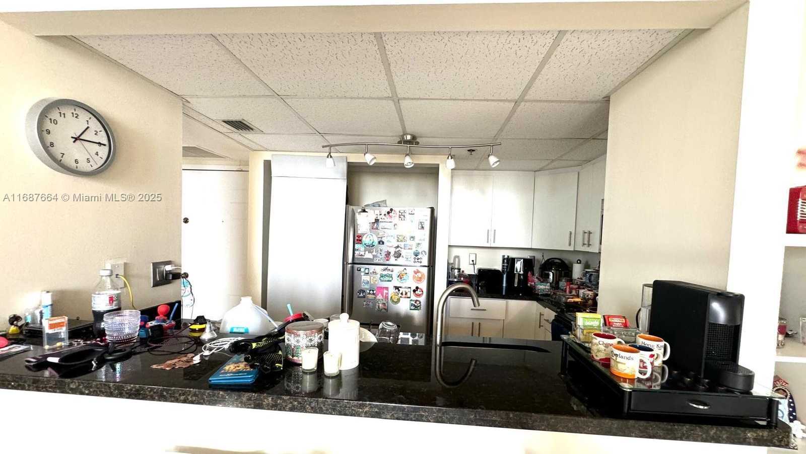 Small Image of 540 BRICKELL KEY DR #1801, Miami Number 2