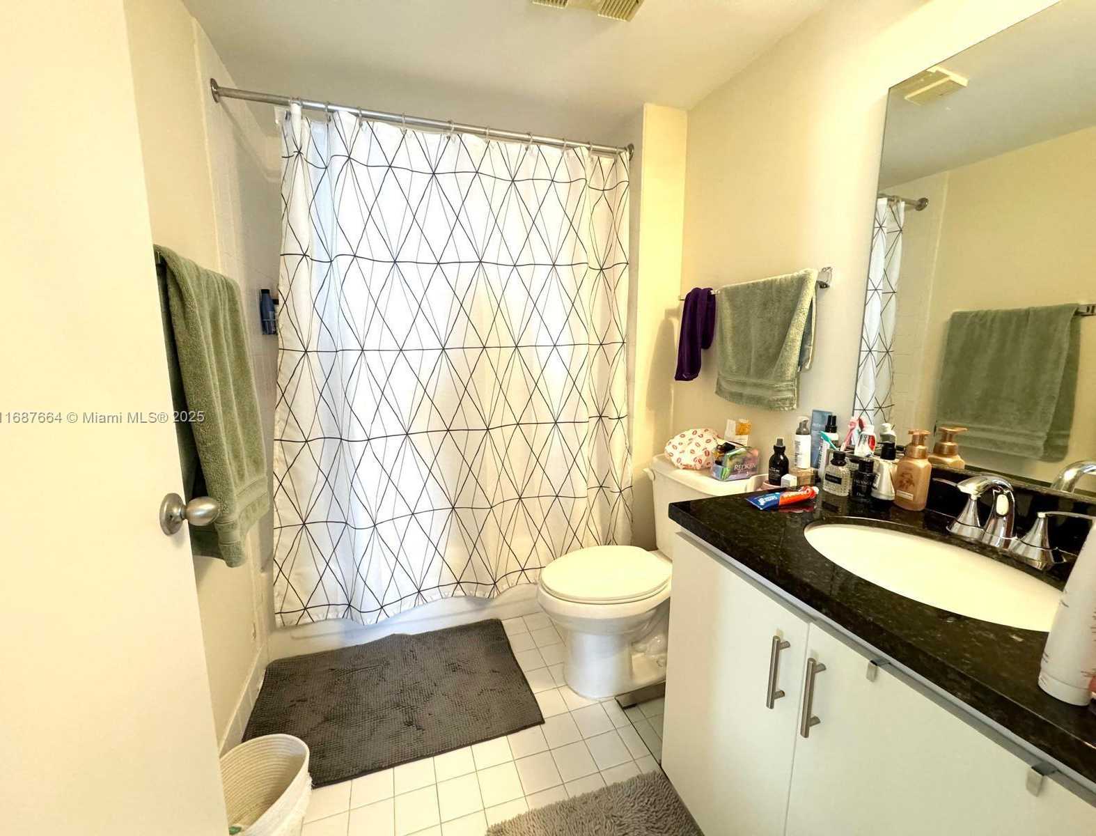 Small Image of 540 BRICKELL KEY DR #1801, Miami Number 6
