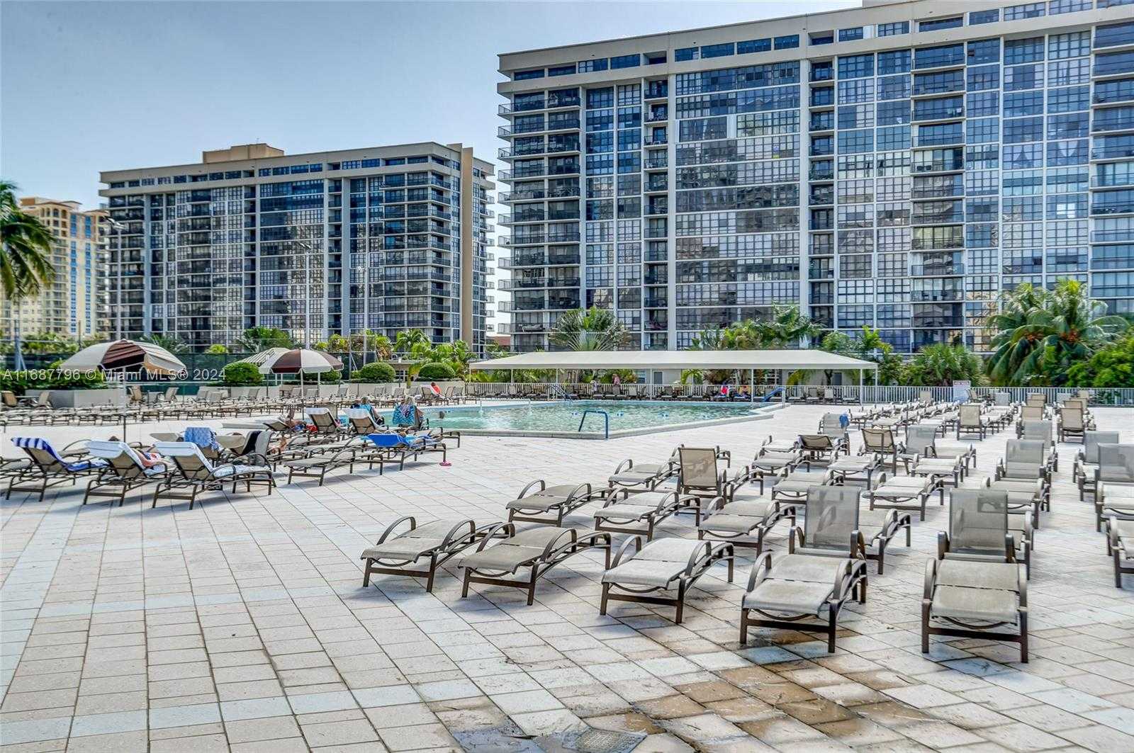 Small Image of 1965 SOUTH OCEAN DR #4S, Hallandale Beach Number 50
