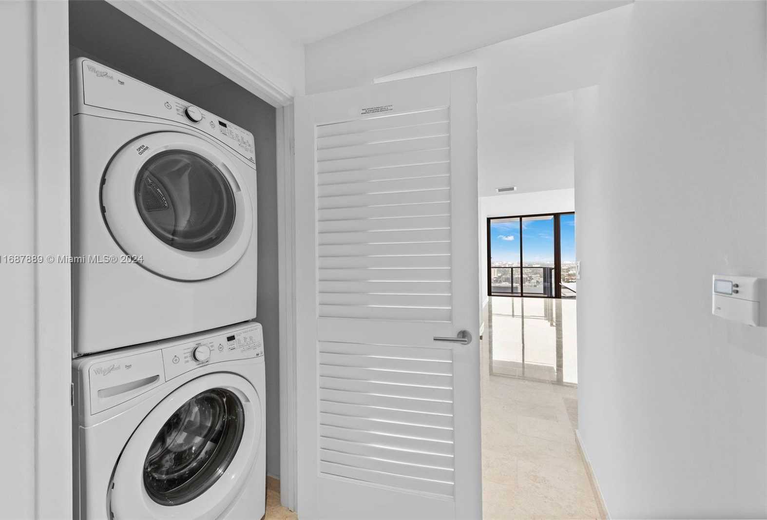 Small Image of 88 SOUTH WEST 7TH ST #2408, Miami Number 10