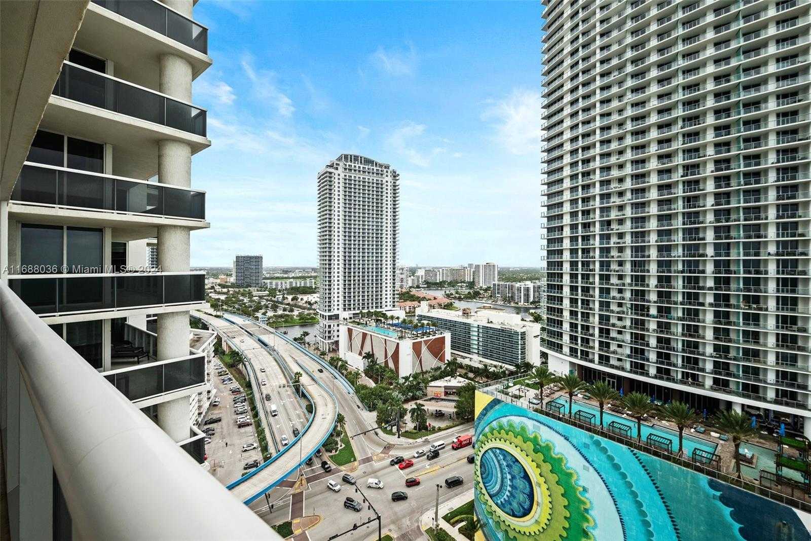 Small Image of 1800 SOUTH OCEAN DR #2301, Hallandale Beach Number 4