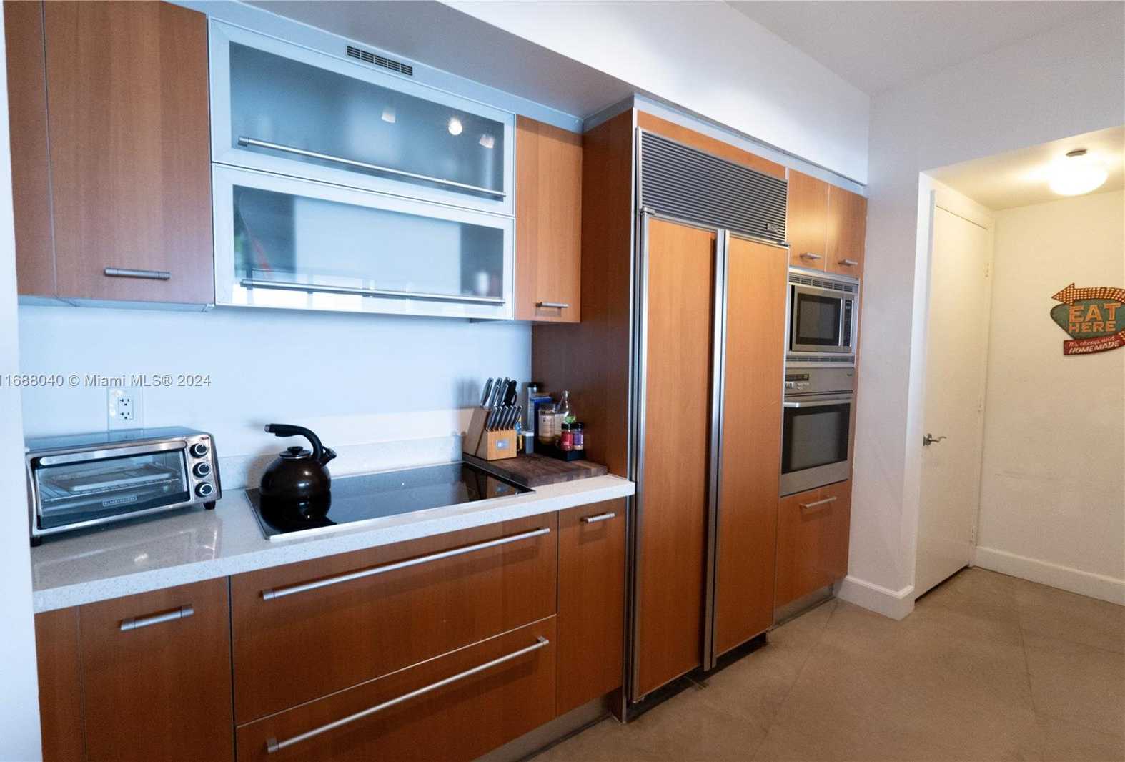 Small Image of 400 ALTON RD #1709, Miami Beach Number 4