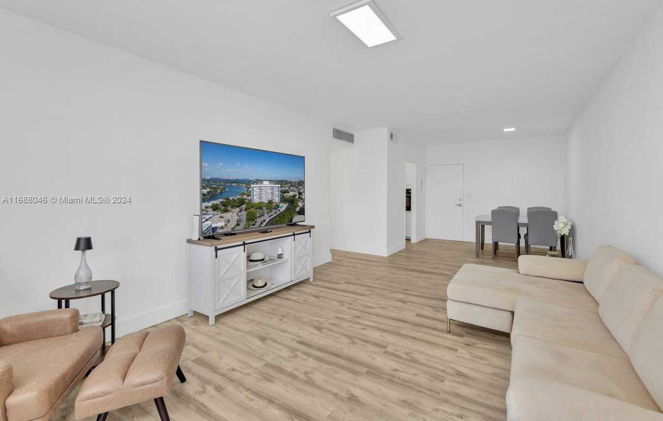 Small Image of 7441 WAYNE AVE #2K, Miami Beach Number 13