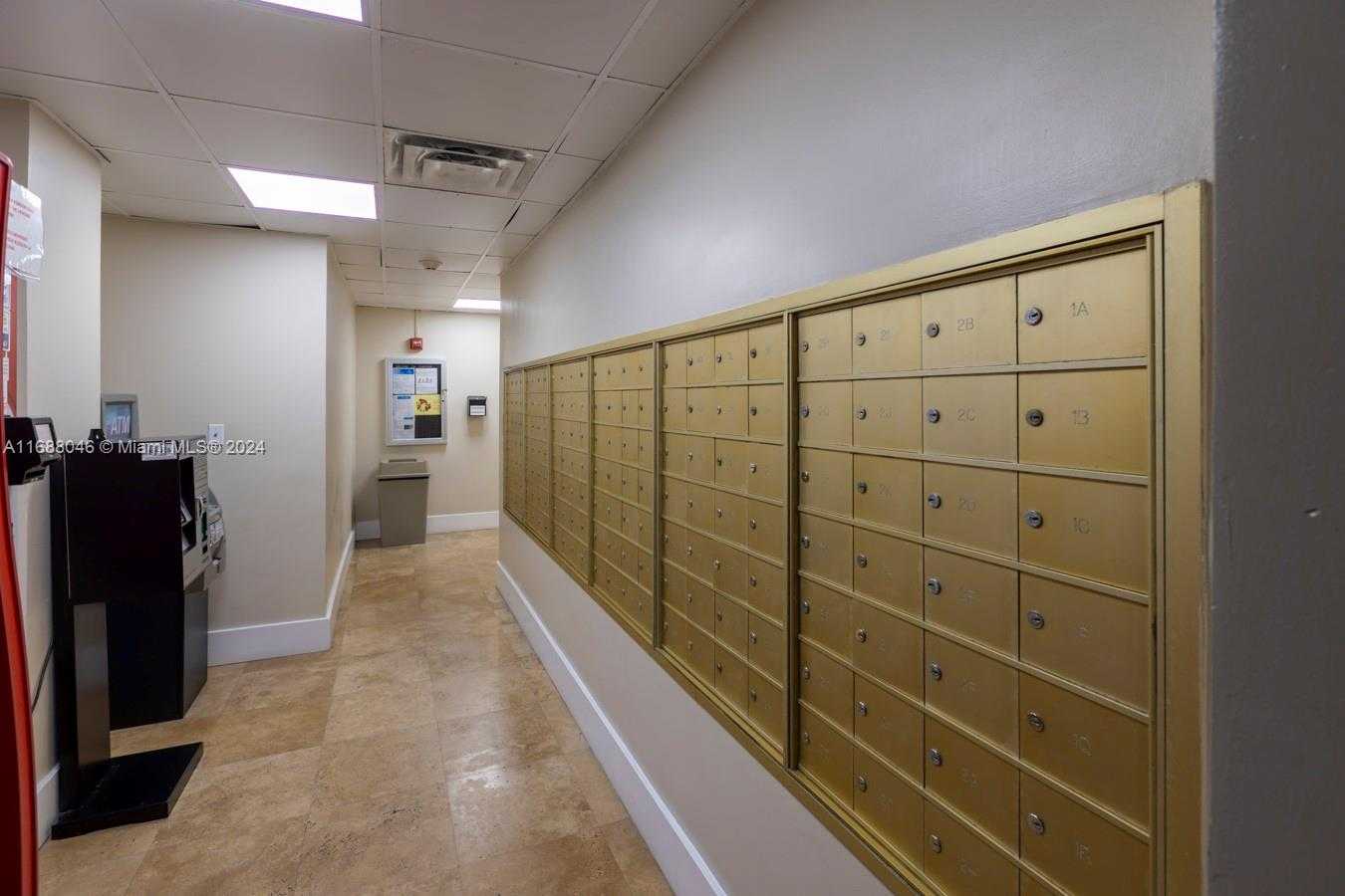 Small Image of 7441 WAYNE AVE #2K, Miami Beach Number 31