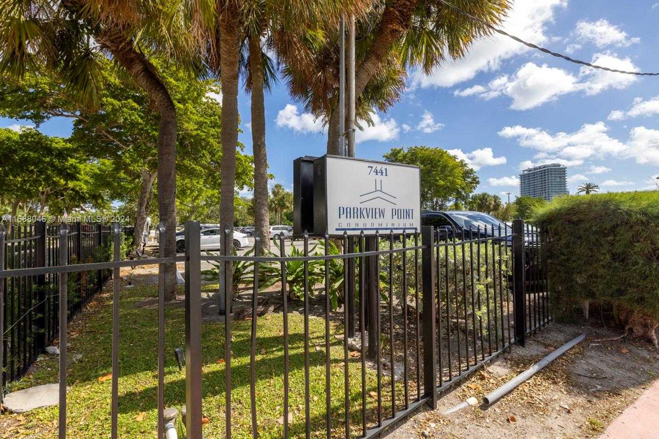 Small Image of 7441 WAYNE AVE #2K, Miami Beach Number 41