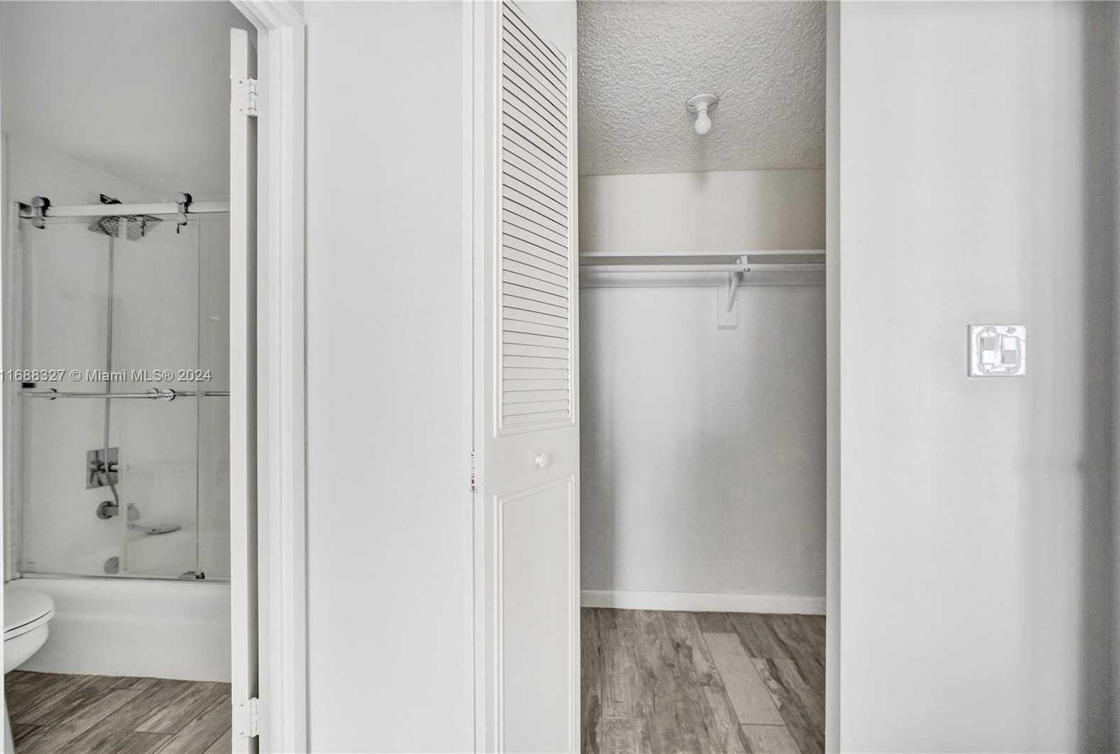 Small Image of 251 174TH ST #1607, Sunny Isles Beach Number 5