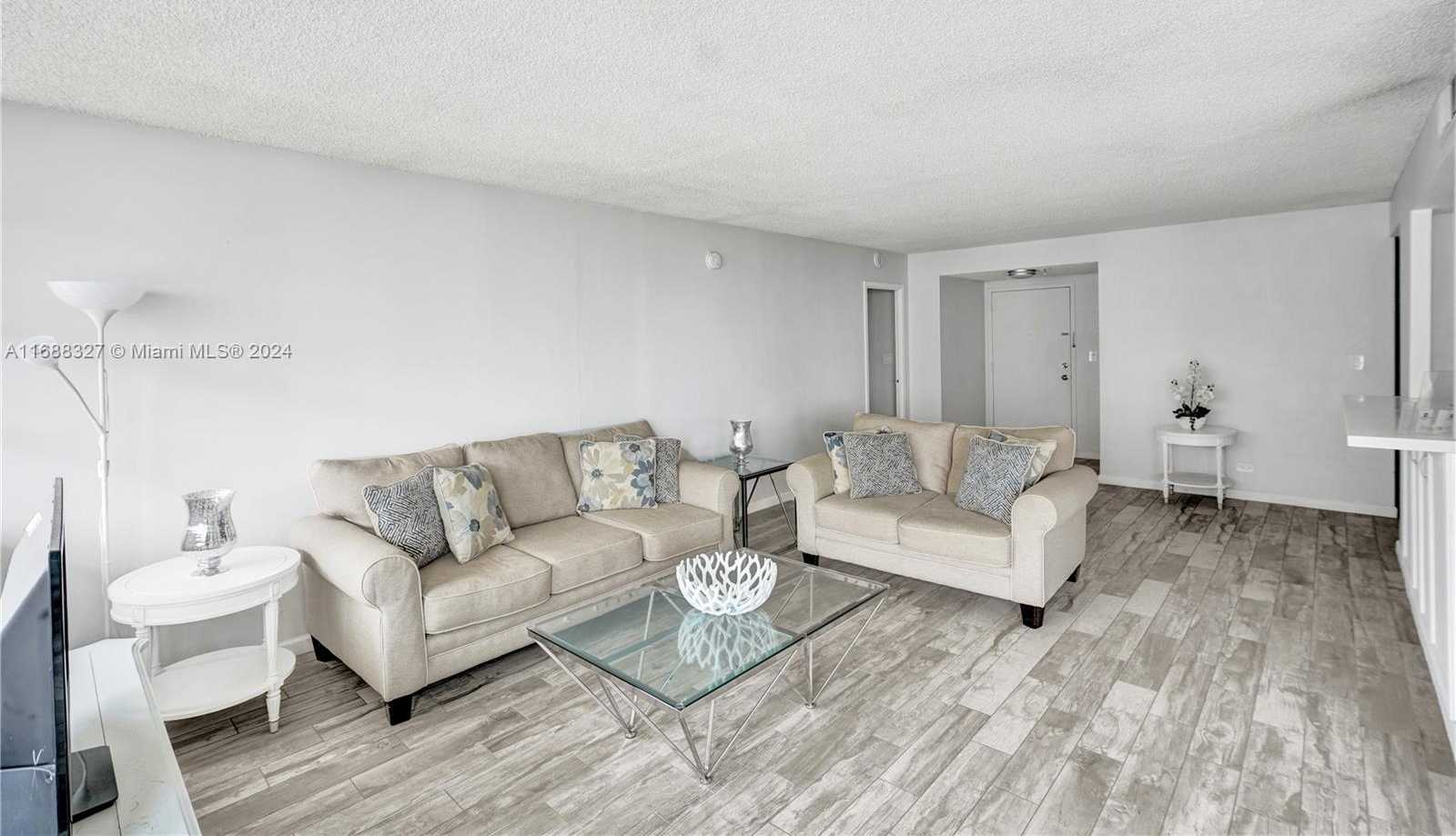 Small Image of 251 174TH ST #1607, Sunny Isles Beach Number 9