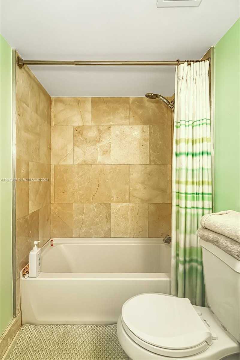 Small Image of 290 174TH ST #1709, Sunny Isles Beach Number 21