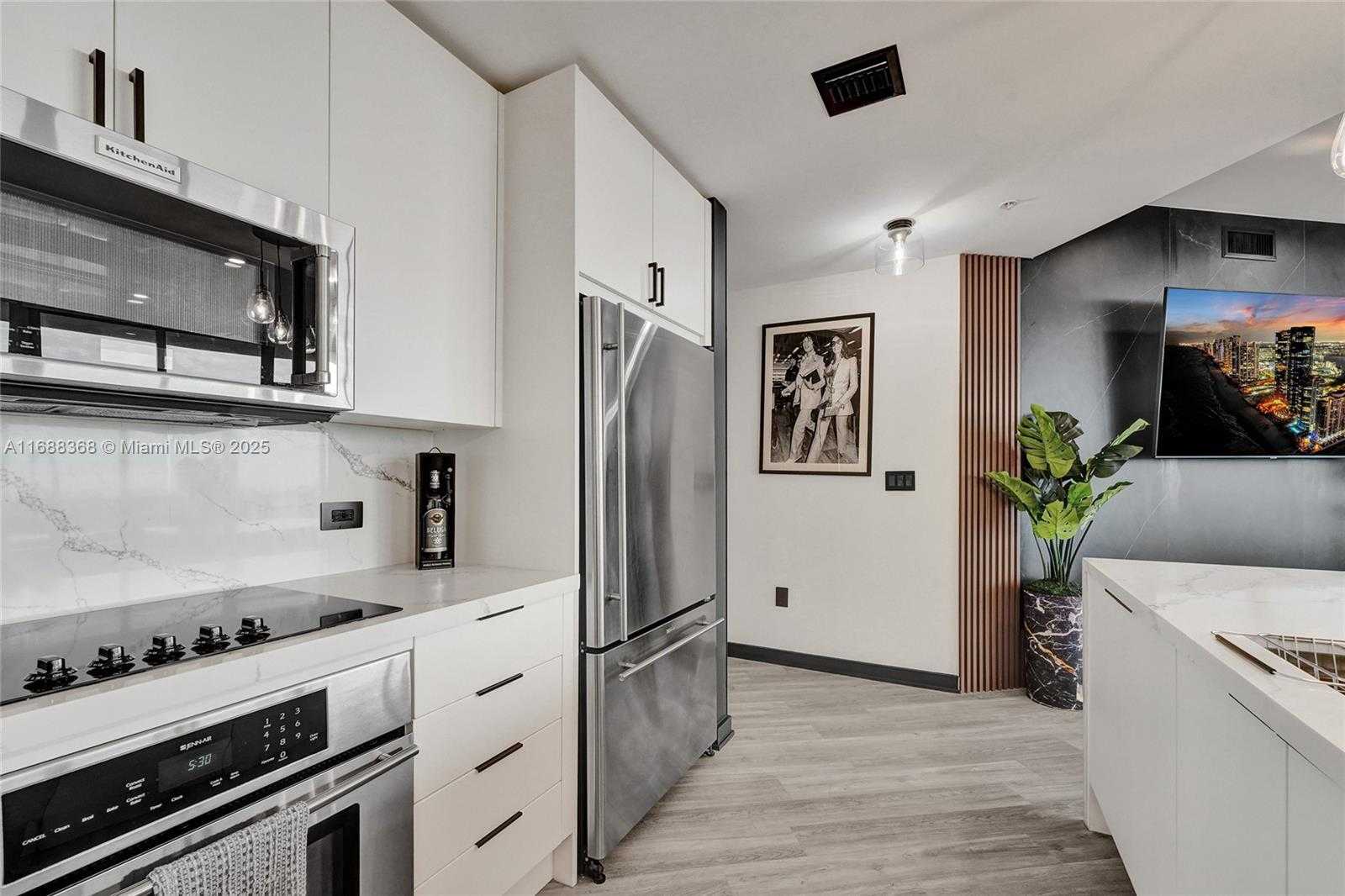 Small Image of 3301 NORTH EAST 1ST AVE #H1807, Miami Number 10