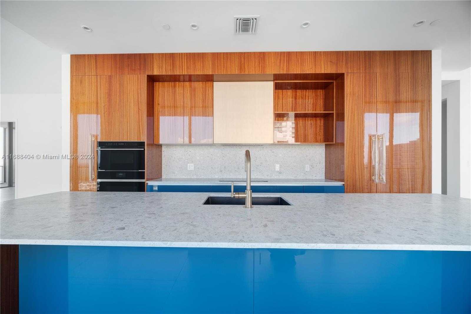 Small Image of 2655 SOUTH BAYSHORE DR #1602, Coconut Grove Number 21