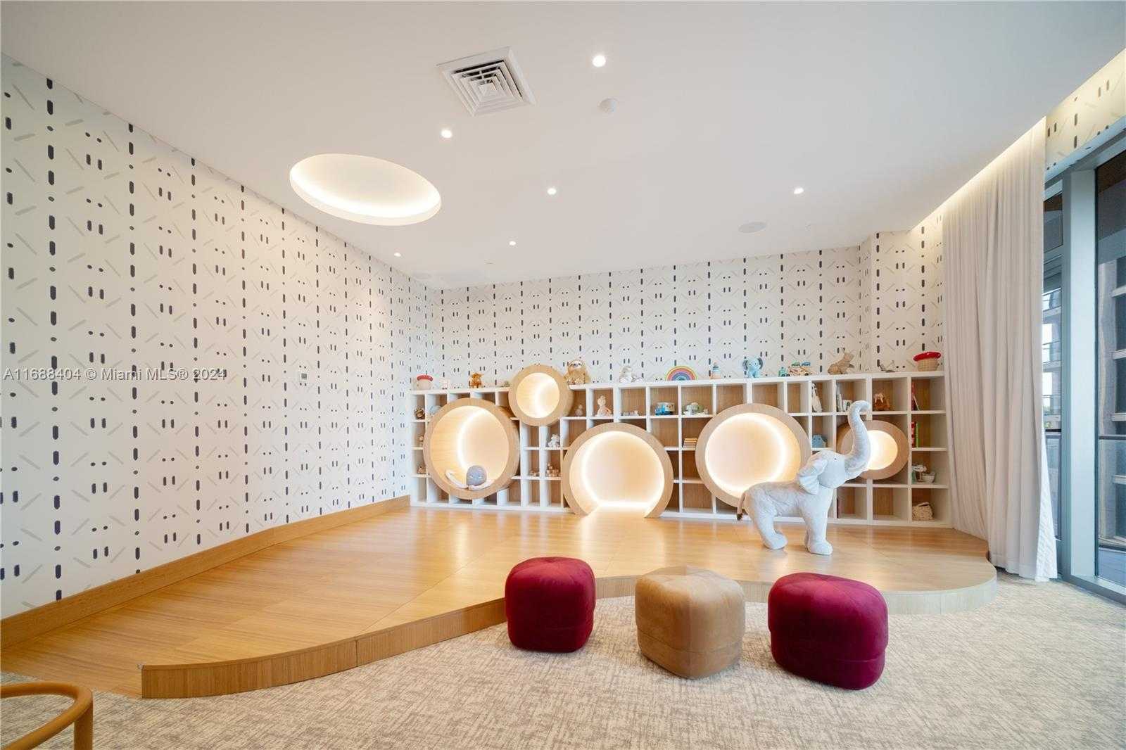 Small Image of 2655 SOUTH BAYSHORE DR #1602, Coconut Grove Number 51