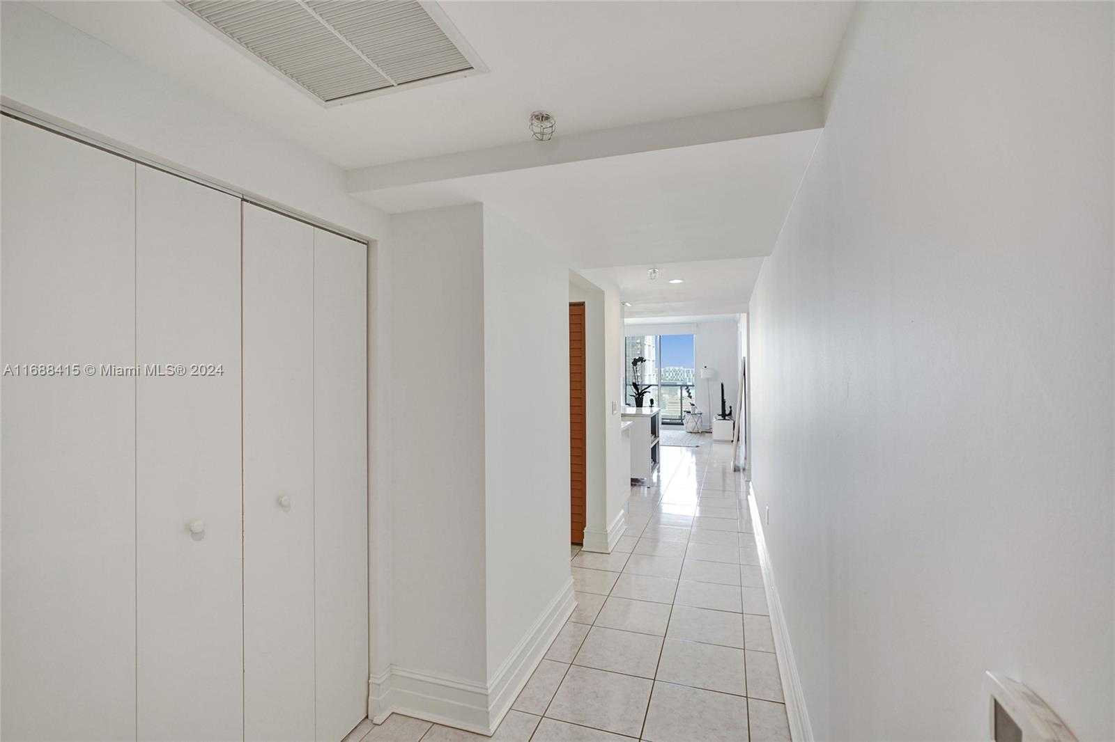 Small Image of 185 SOUTH WEST 7TH ST #2103, Miami Number 18