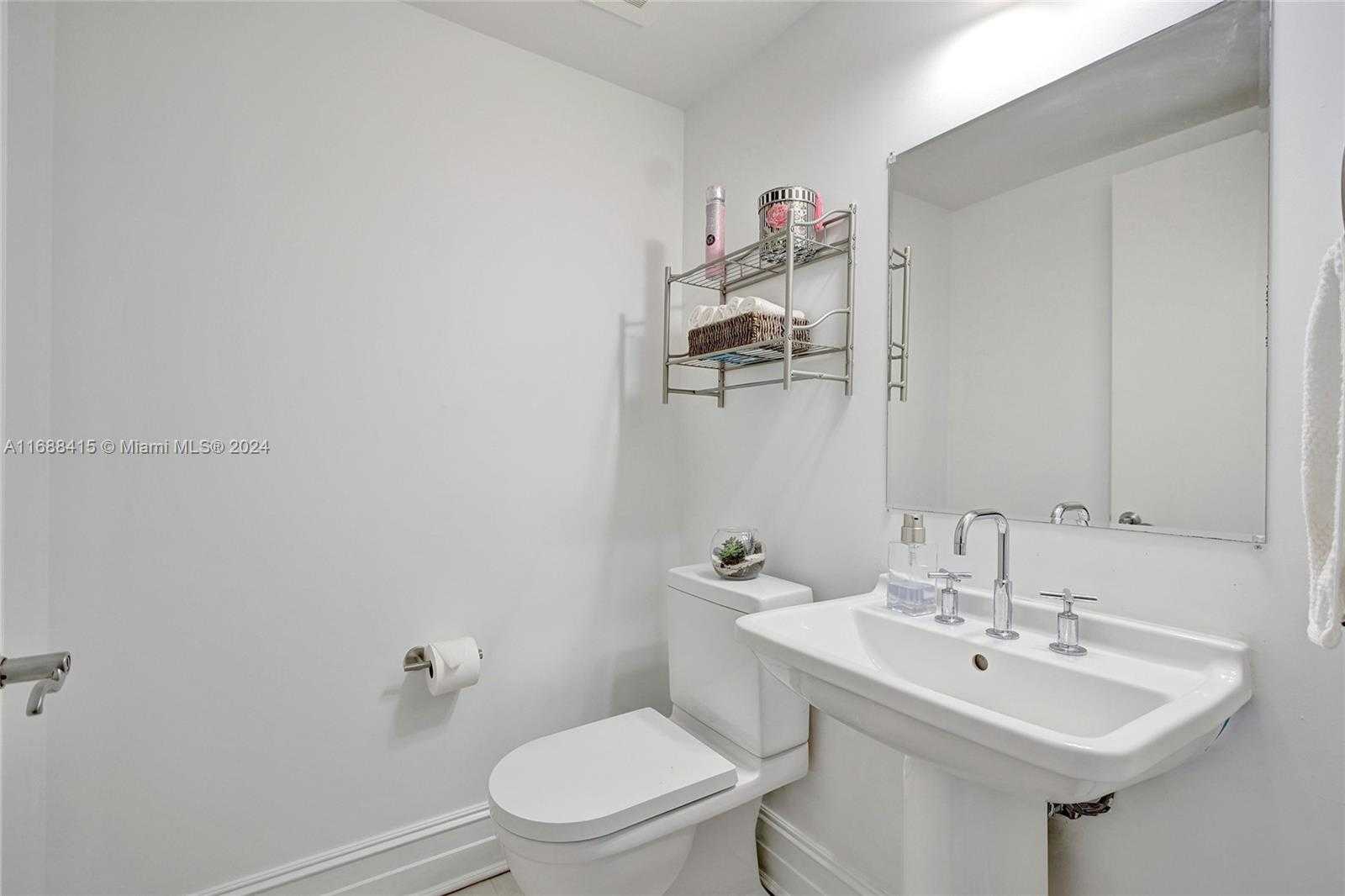 Small Image of 185 SOUTH WEST 7TH ST #2103, Miami Number 20
