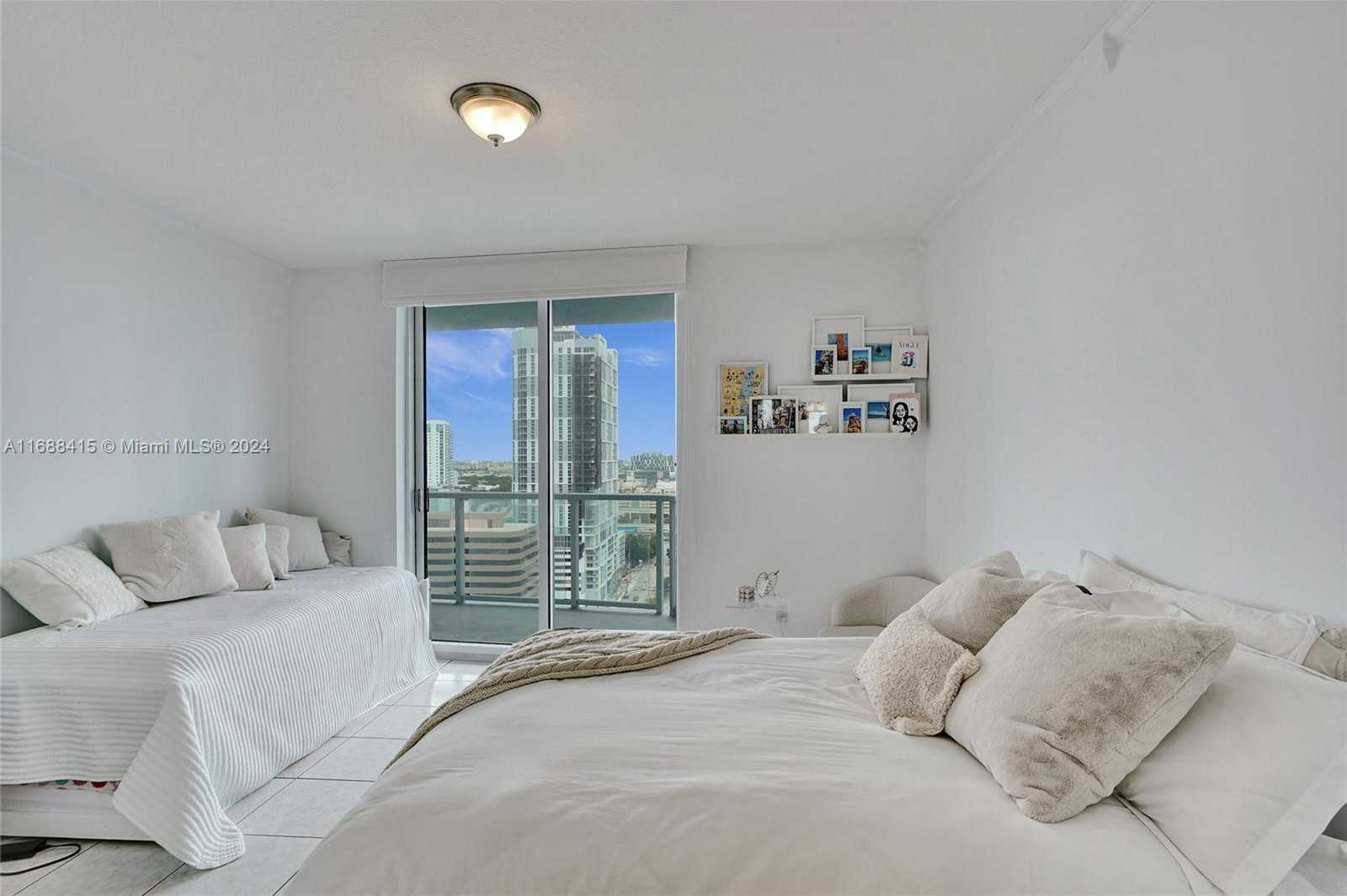 Small Image of 185 SOUTH WEST 7TH ST #2103, Miami Number 22