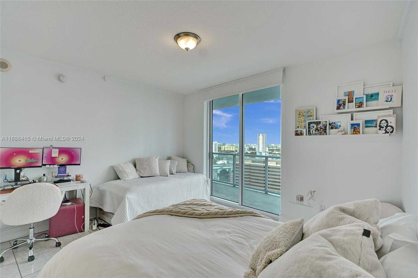 Small Image of 185 SOUTH WEST 7TH ST #2103, Miami Number 23