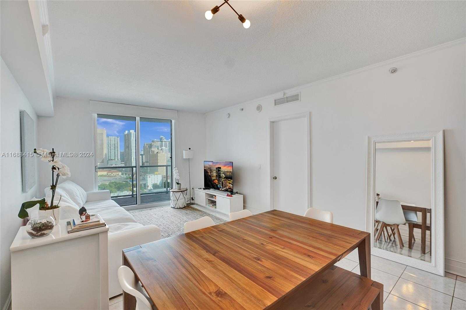 Small Image of 185 SOUTH WEST 7TH ST #2103, Miami Number 4
