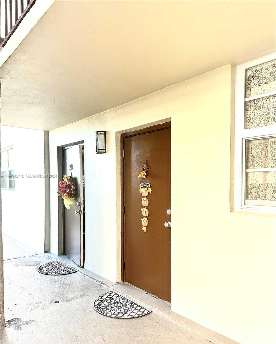 Small Image of 1811 JEFFERSON ST #210, Hollywood Number 10